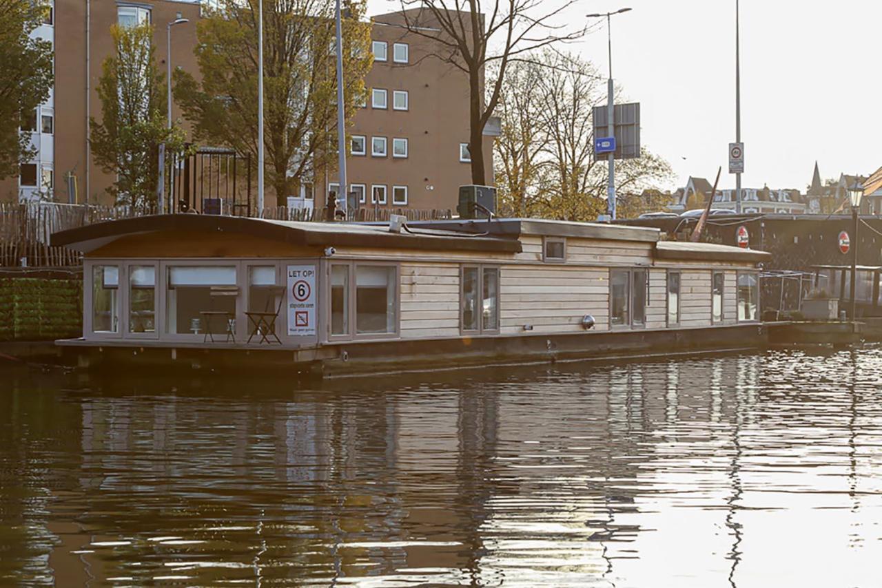 לינה וארוחת בוקר אמסטרדם Houseboat Next To Amstel מראה חיצוני תמונה