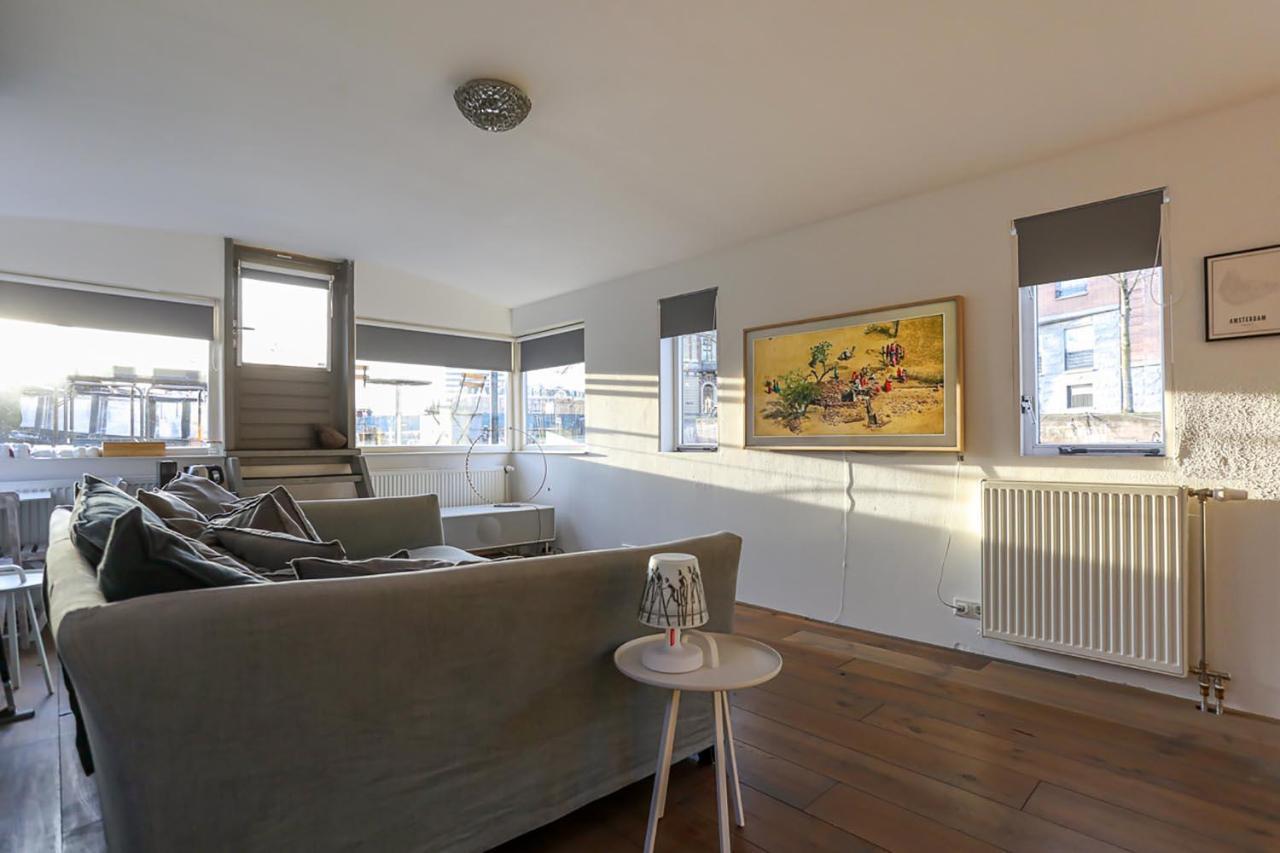 לינה וארוחת בוקר אמסטרדם Houseboat Next To Amstel מראה חיצוני תמונה